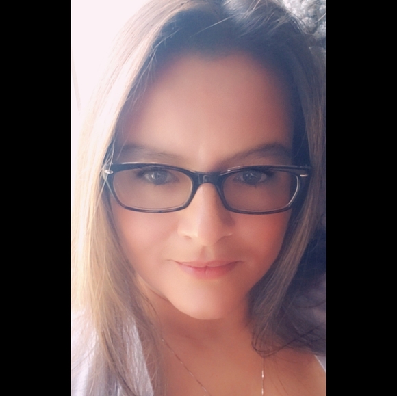 Meet your Posher, Samarie - Picture 1 of 1